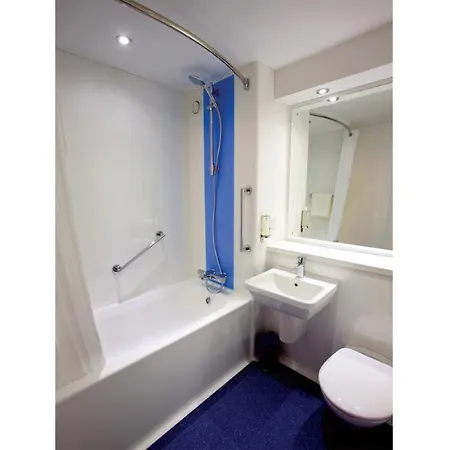 Готель Travelodge 3*