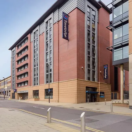 Travelodge 3*